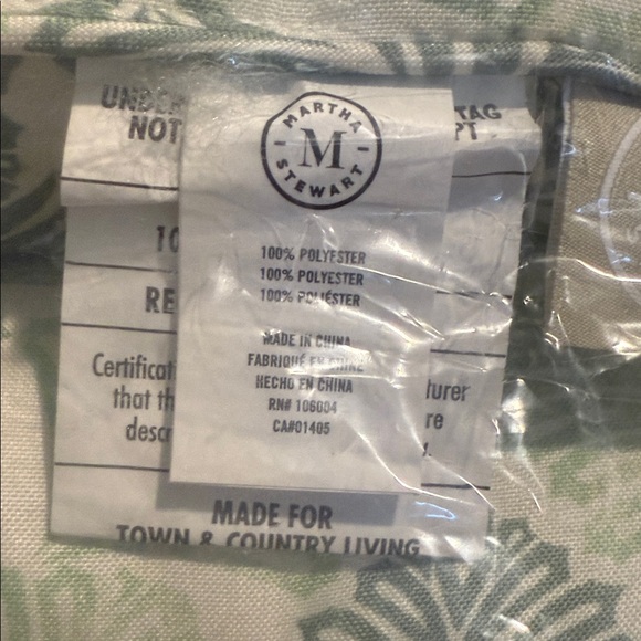 Set of 2 “Martha Stewart Green indoor outdoor Throw Pillows Brand New 11x18 - Picture 9 of 9